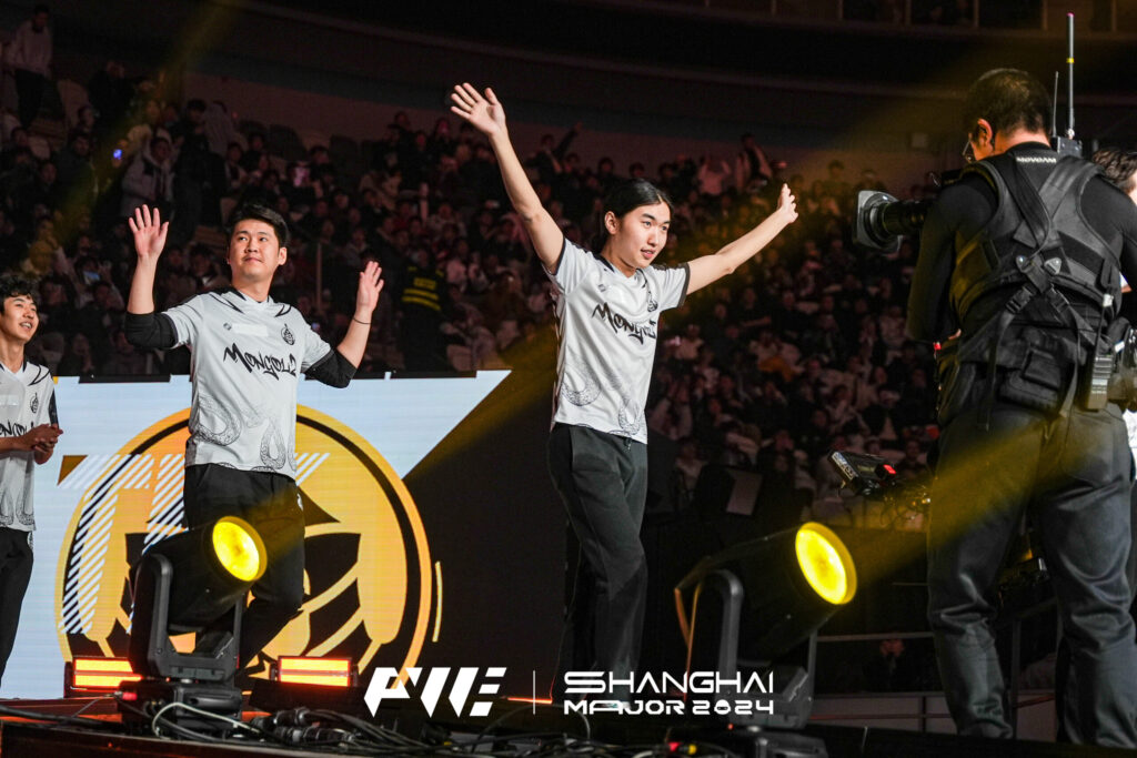 Falcons prevail over FURIA in brutal decider match