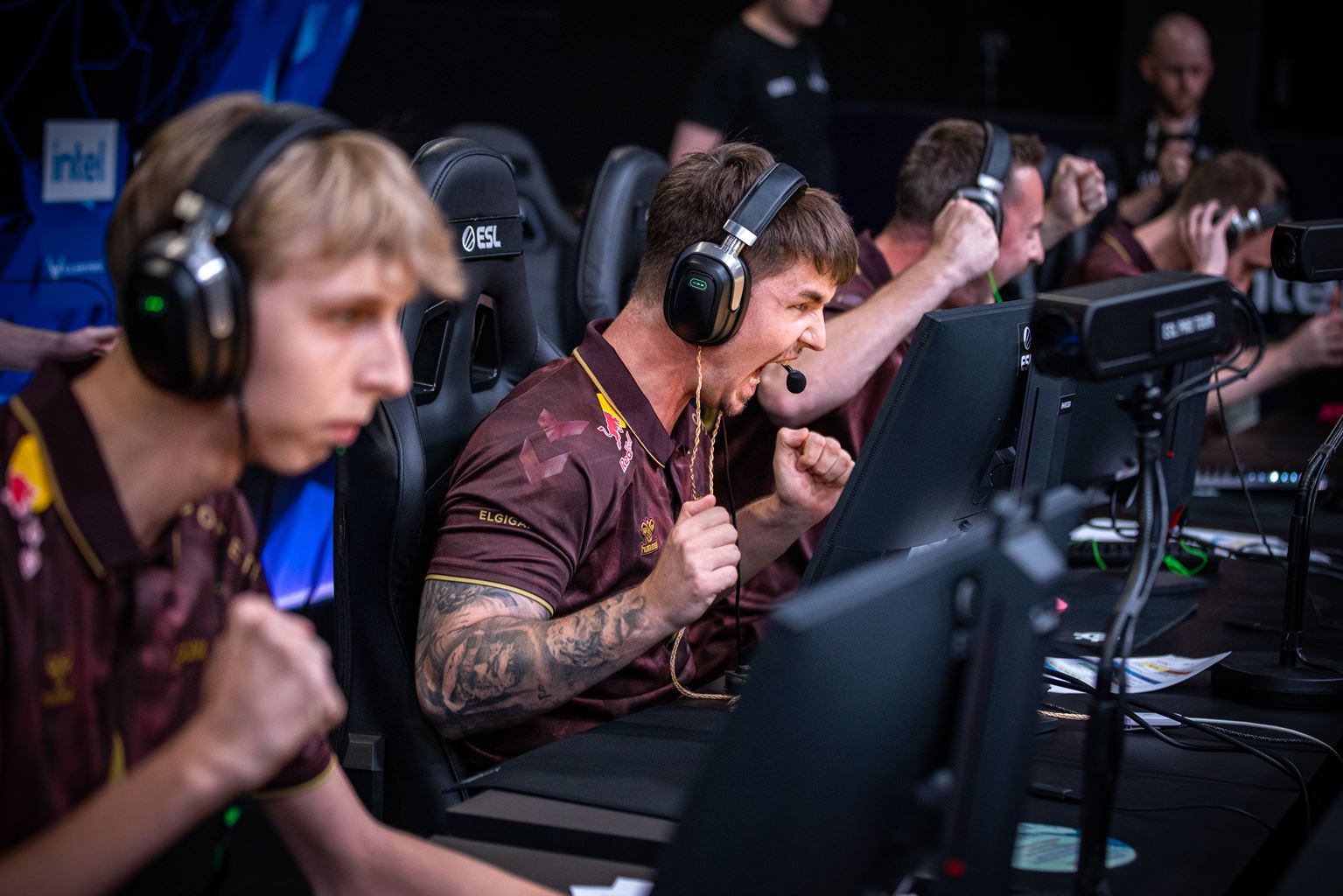Another upset! Astralis continue to dominate in Singapore