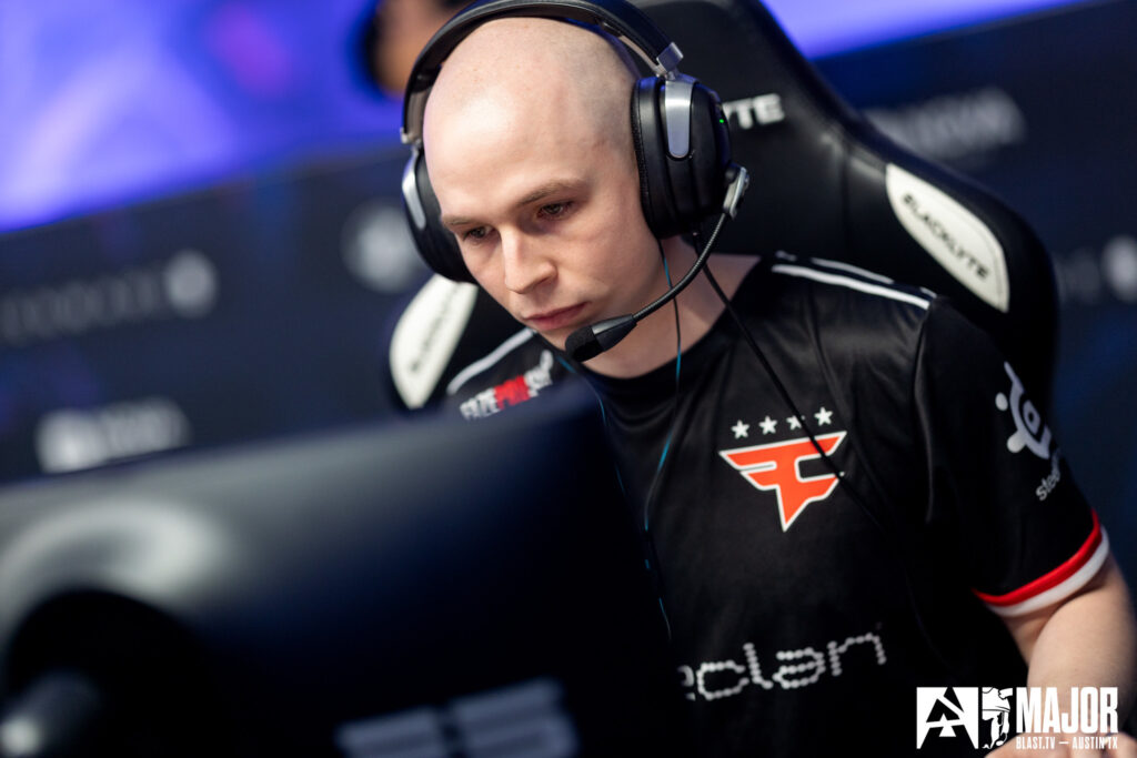 Falcons defeat Liquid despite lacking rifler prodigy