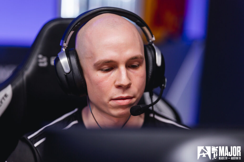 Falcons defeat Liquid despite lacking rifler prodigy