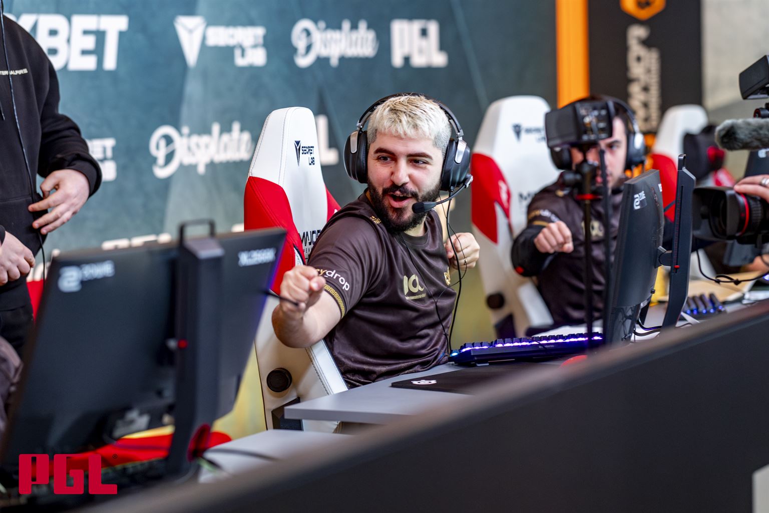 MAJ3R: I am very proud of my teammates and our fans