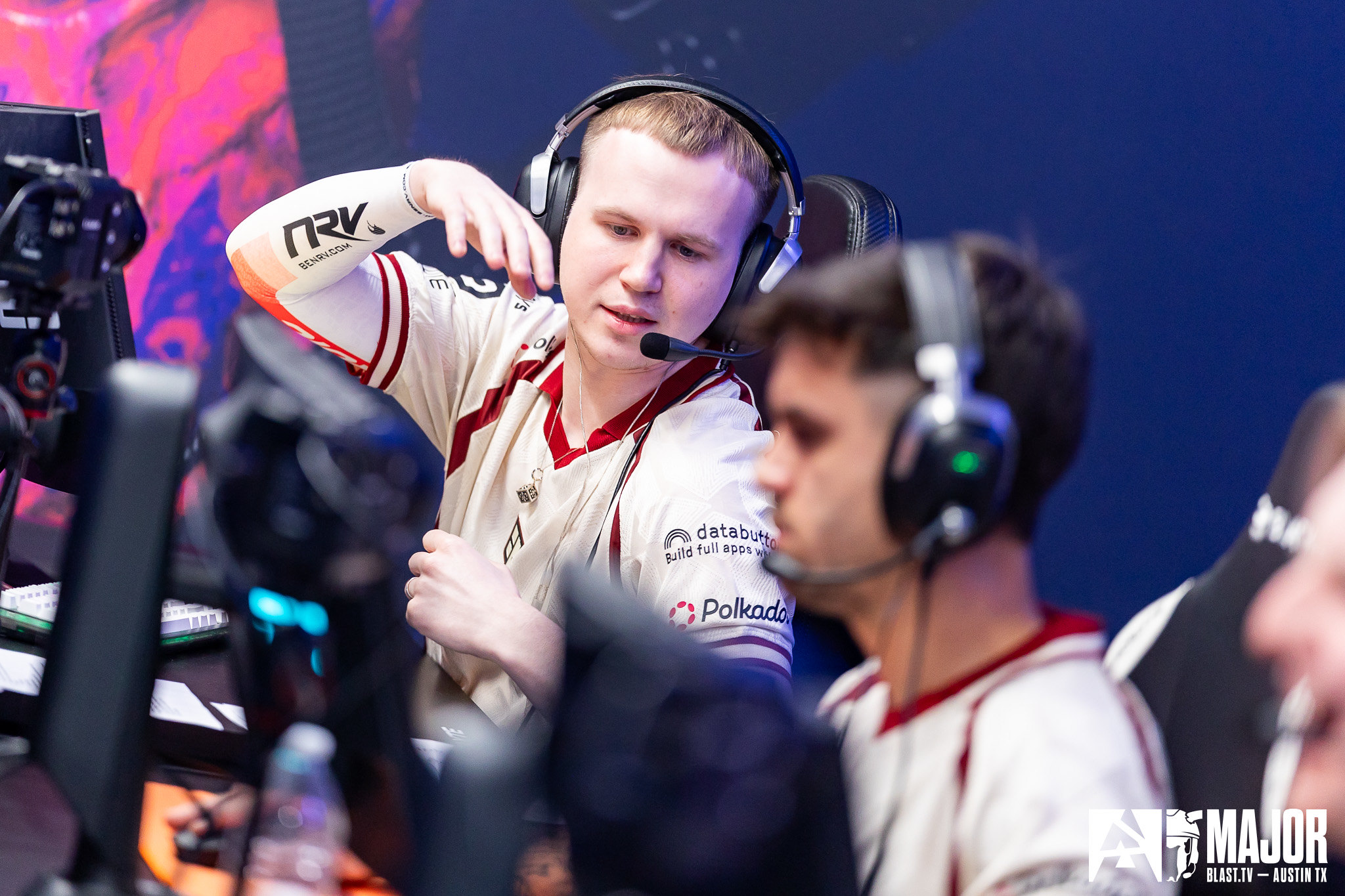 Round 3 matchups decided: B8 and HEROIC to face each other