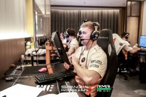 “It’s gone too far”: Mauisnake defends blameF from community criticism