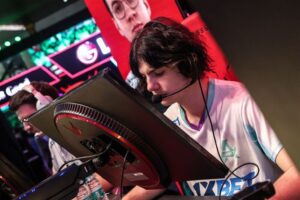Russian star AWPer announces break from competitive play