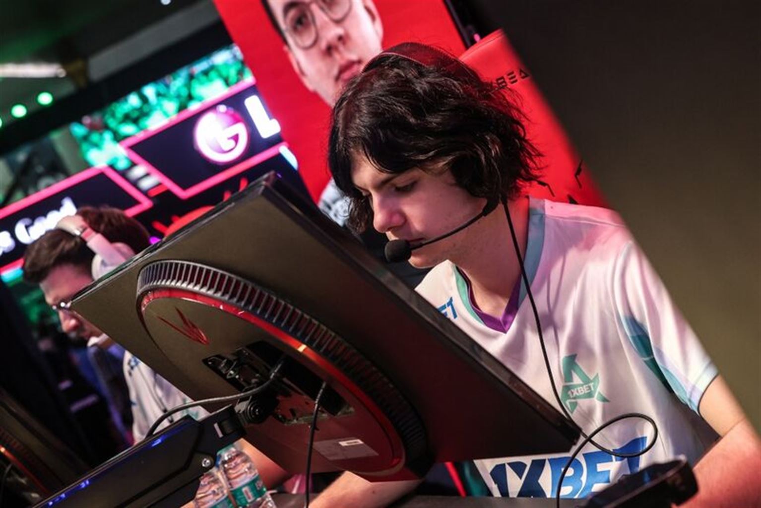 Russian star AWPer announces break from competitive play ⇒ Pley.gg