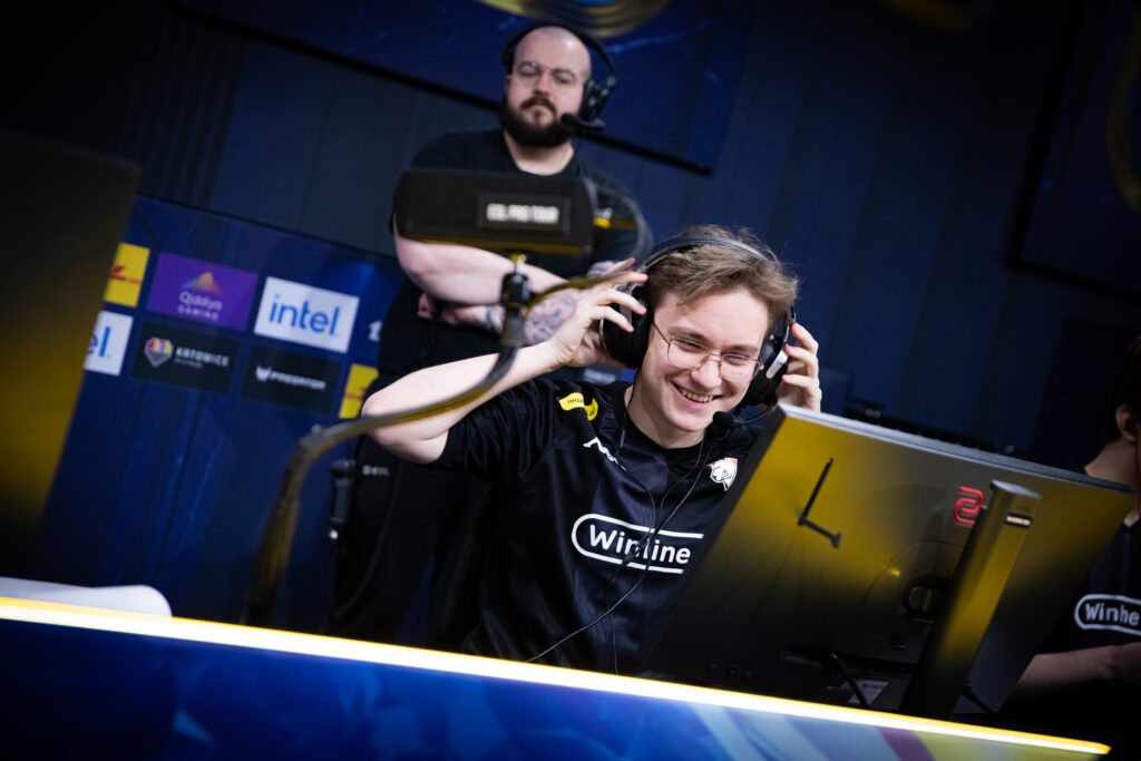 apEX defends zonic after criticism of the Falcons boss