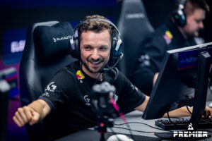 G2 send NAVI packing to clinch final Major playoff spot