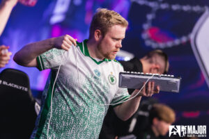 Falcons confirm Magisk benching