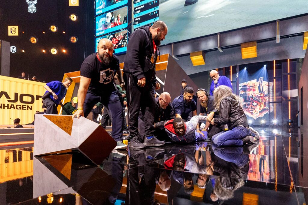 IEM Dallas 2024: Can MOUZ clinch third straight win?
