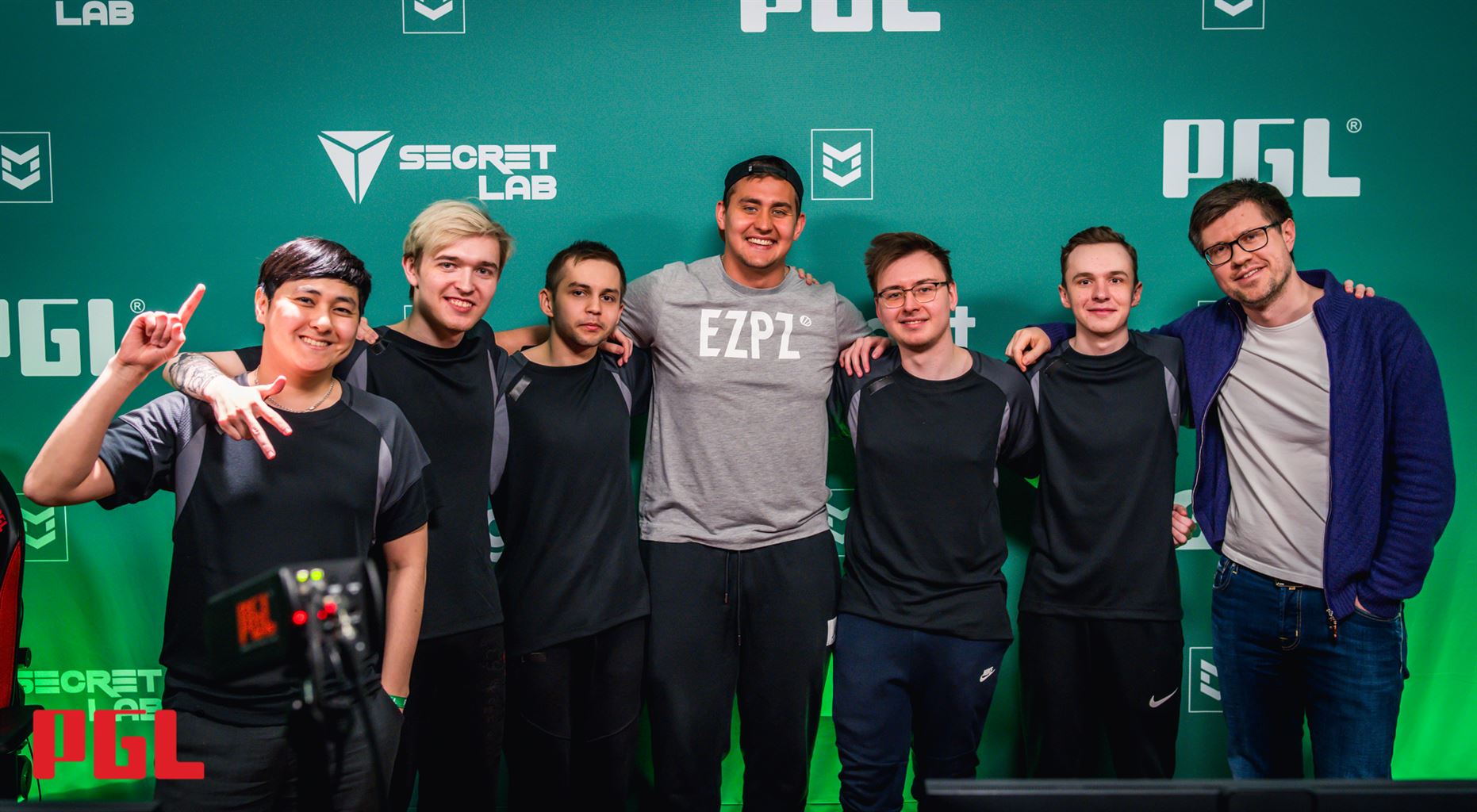 Cloud9 signs Gambit roster