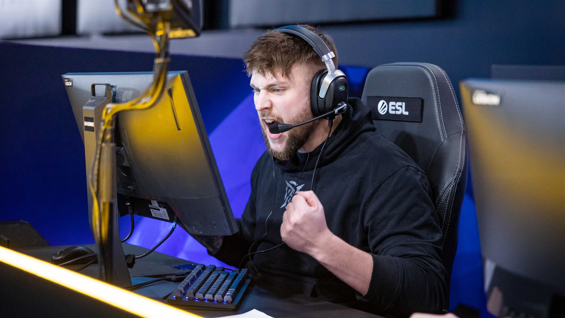degster-less OG eliminated on the first day of Showdown