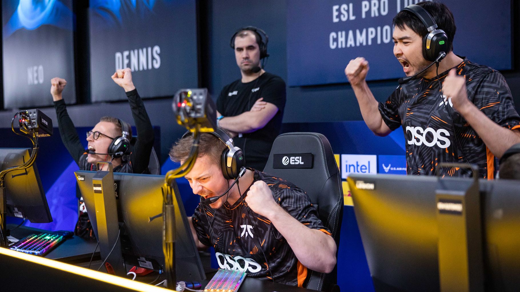 fnatic eliminate IHC from ESL Pro League
