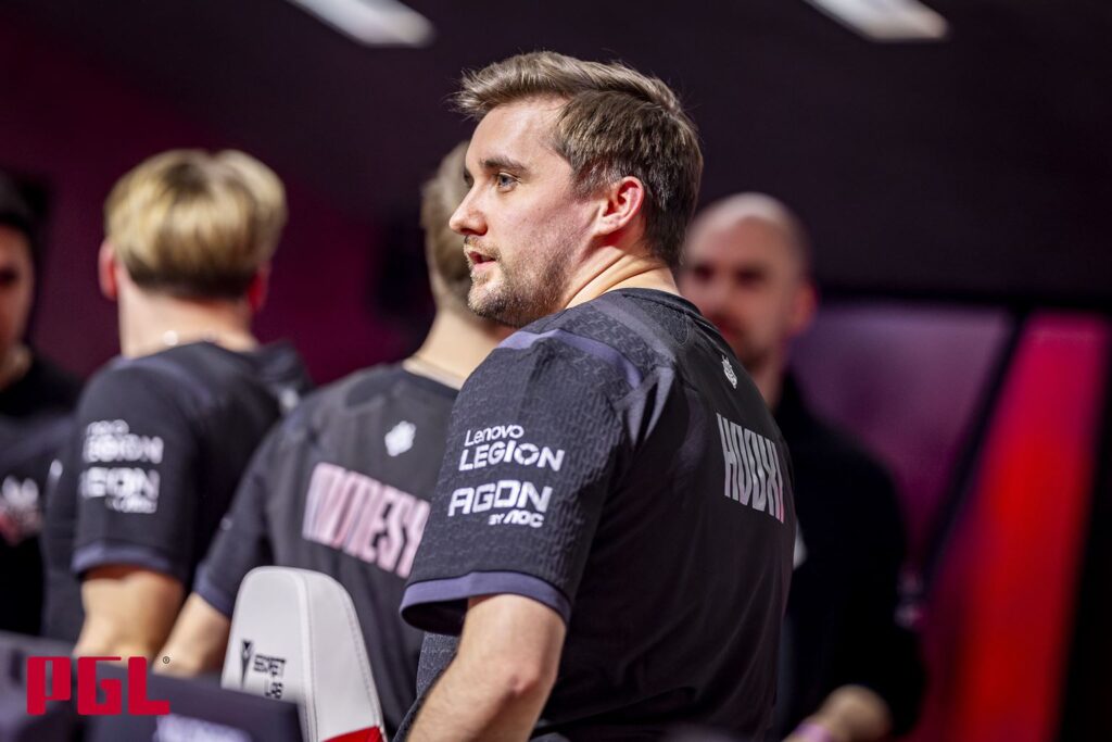 YNk on G2’s role clashes: They should be worried