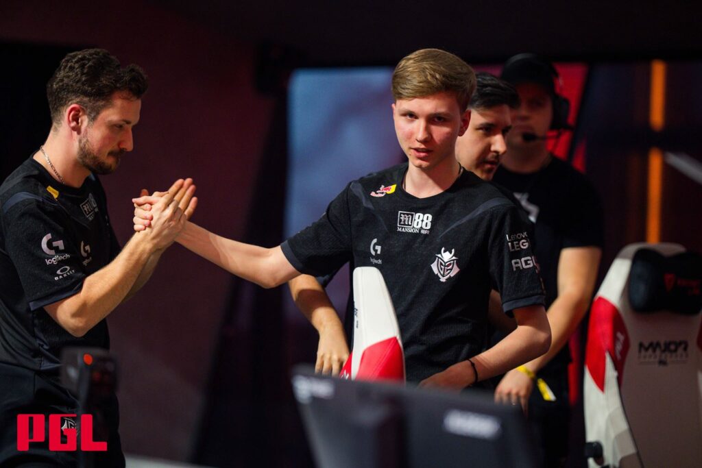 NIP, MongolZ, and Complexity flawless on Day 1 of YaLLa Compass 2024
