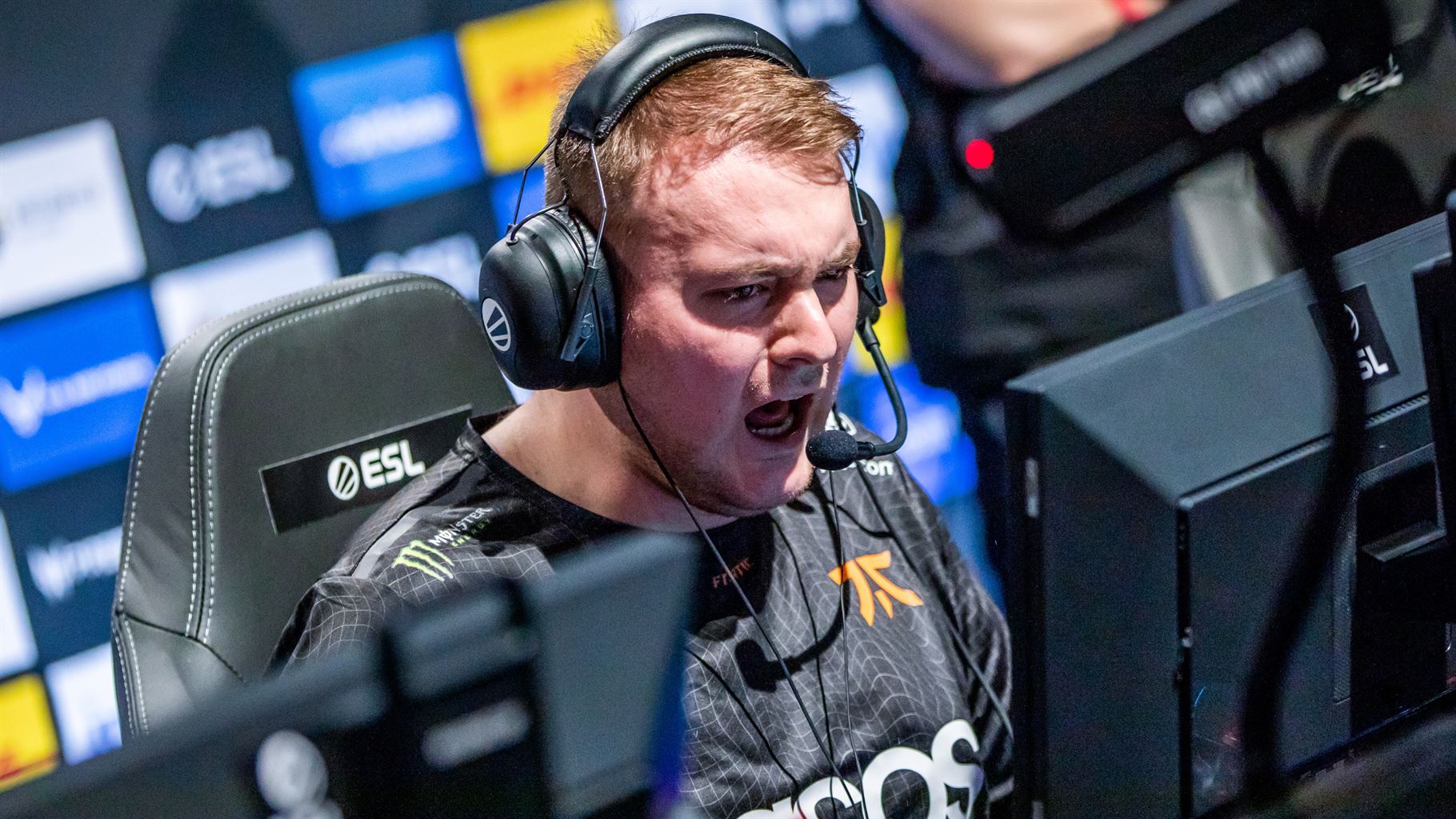 Video: Outstanding 1v4 clutch by ALEX