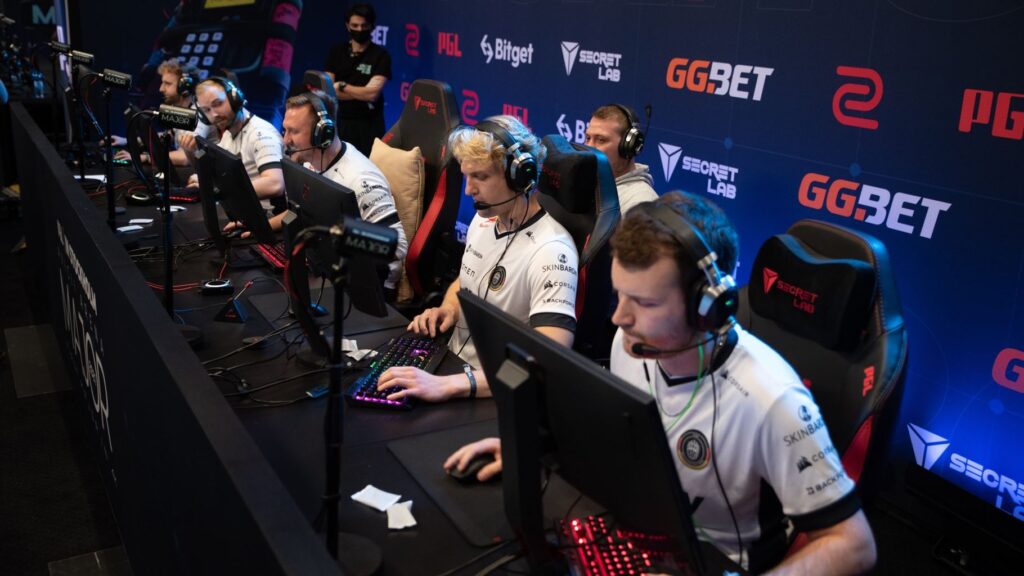 “Game is complete, now I can uninstall”: dupreeh goes 19 for 19