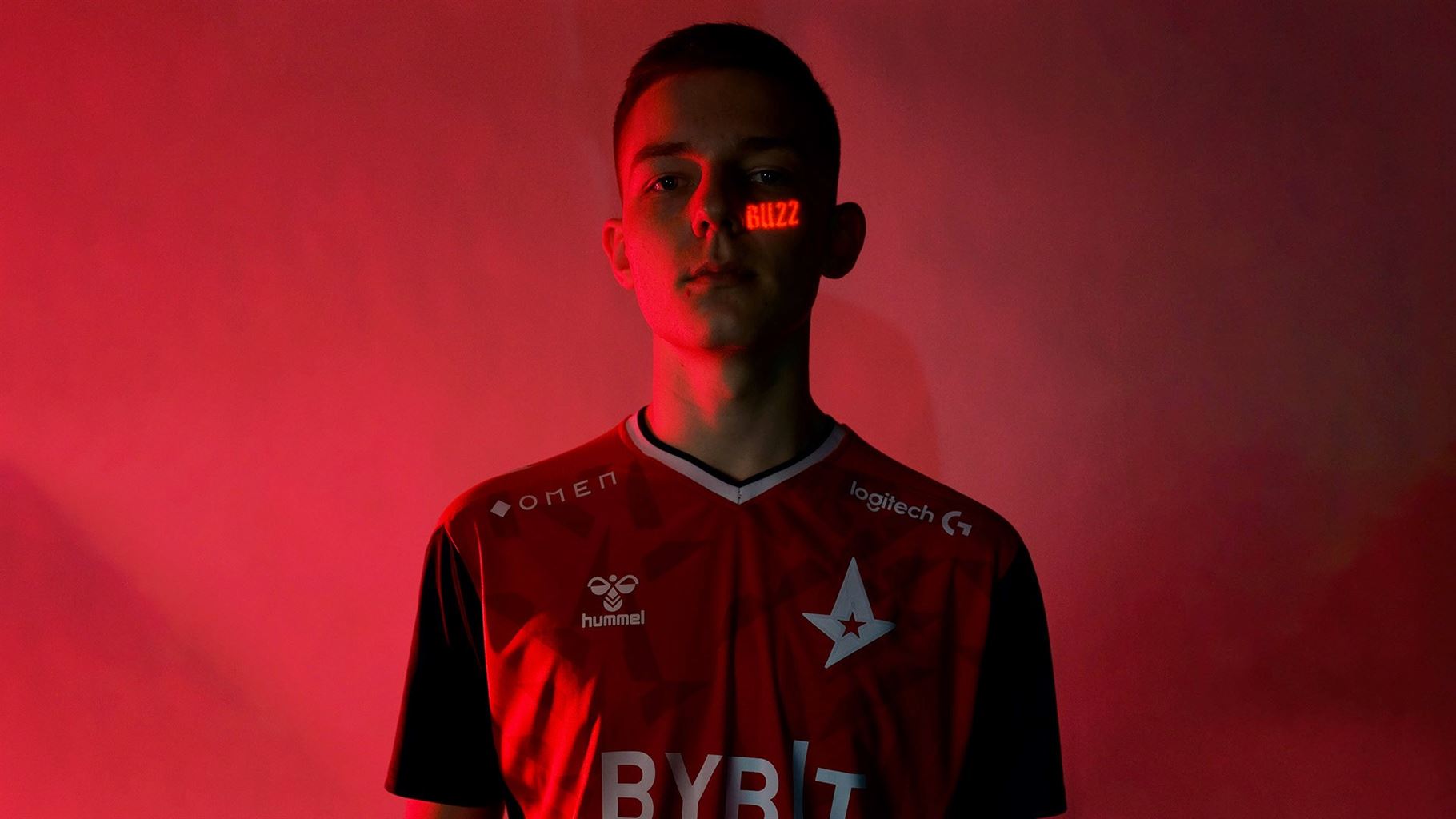 Pley of the Day: New Astralis player aces in his first pro round!