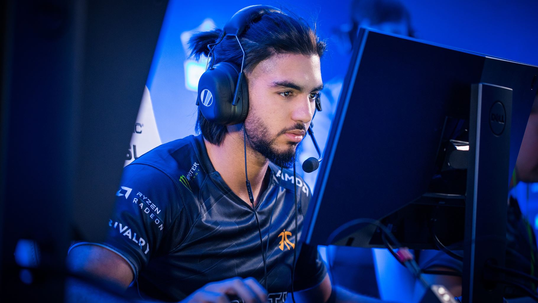 Vitality-rookie has big shoes to fill