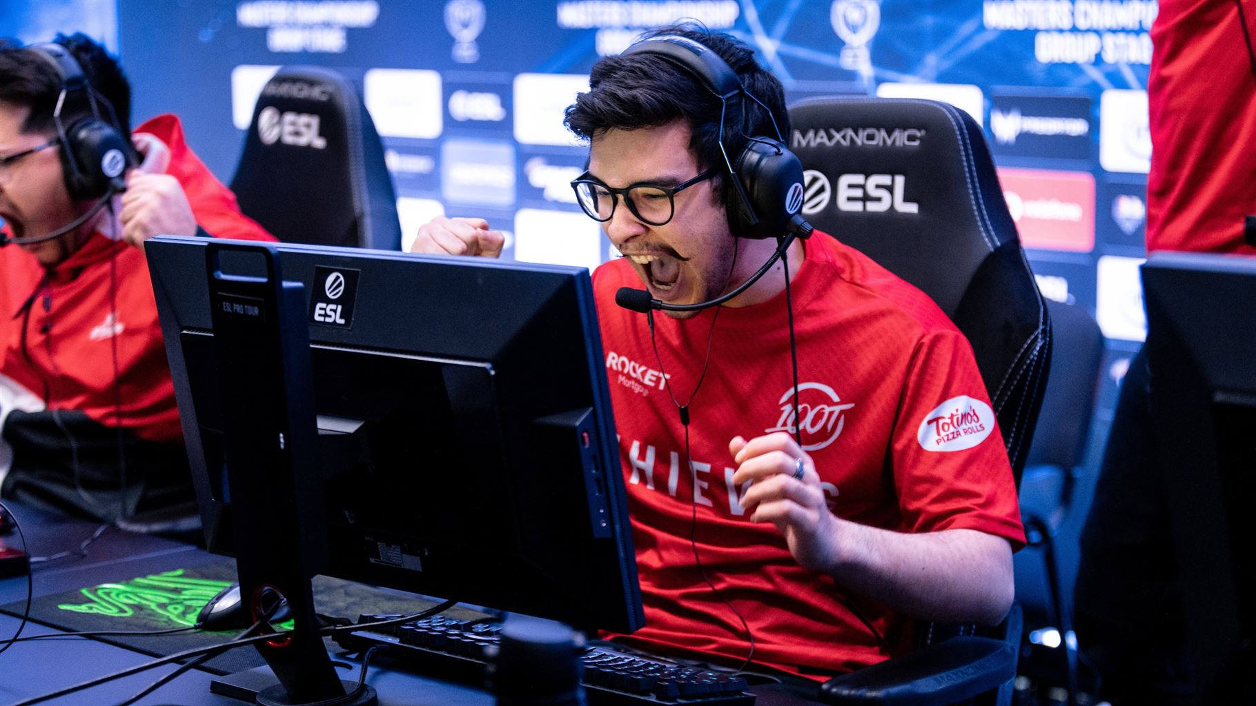 Video: Gratisfaction is a silent assassin – 1v4 Ninja Defuse