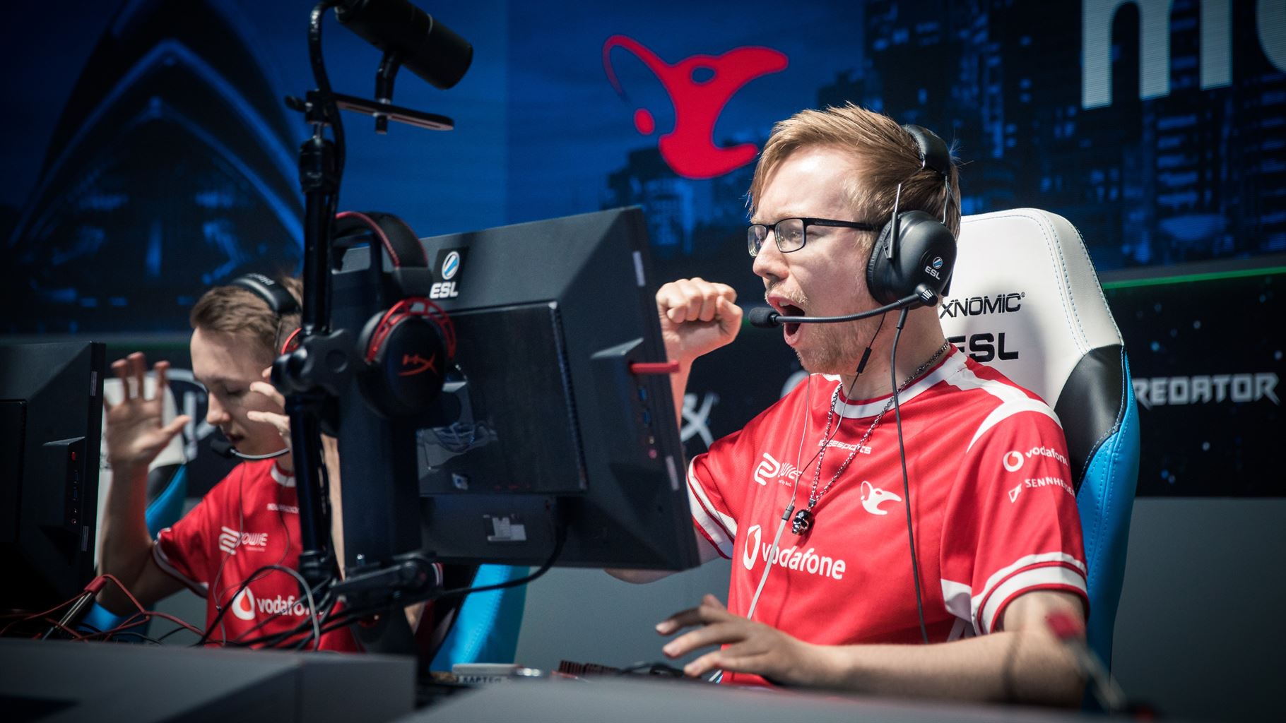 Video: chrisJ does the impossible against Astralis