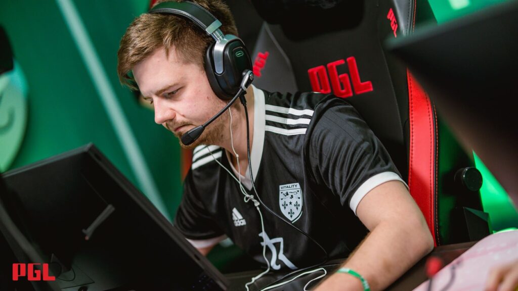 Astralis and Heroic set to clash in IEM Katowice Play-in
