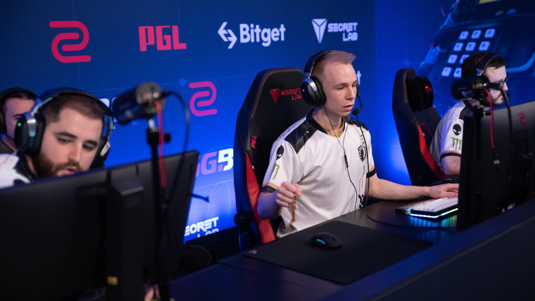 Team Liquid turns bad start to victory against OG