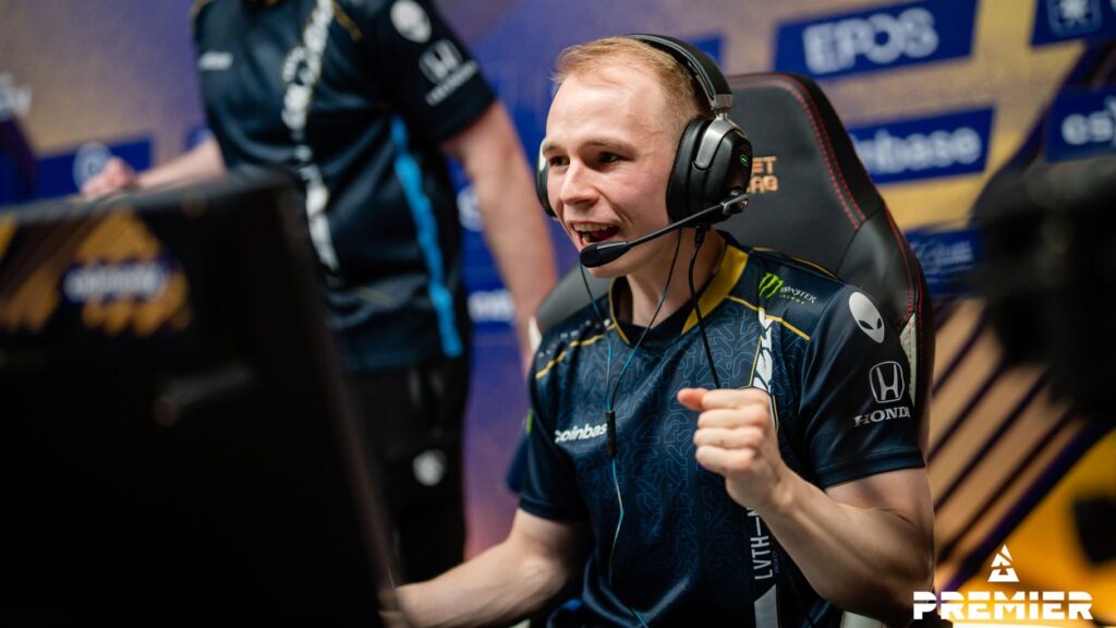The best smokes on each map in CS2