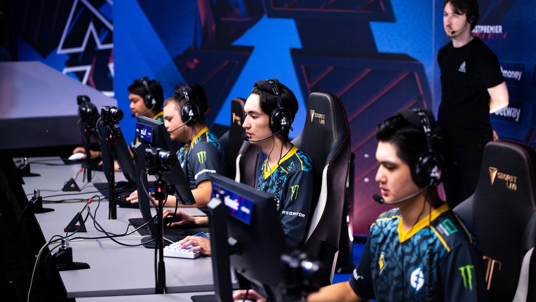 Evil Geniuses tossed out from IEM Brazil qualifier by lower-tier team