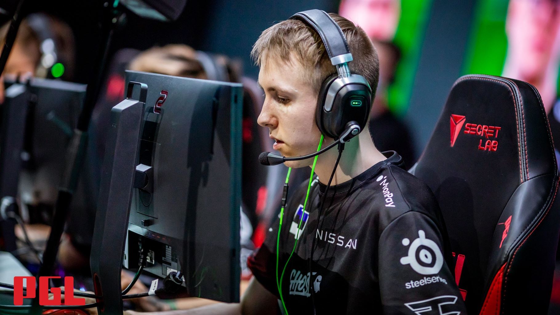 Video: 50 CS:GO tricks pros use that you don´t
