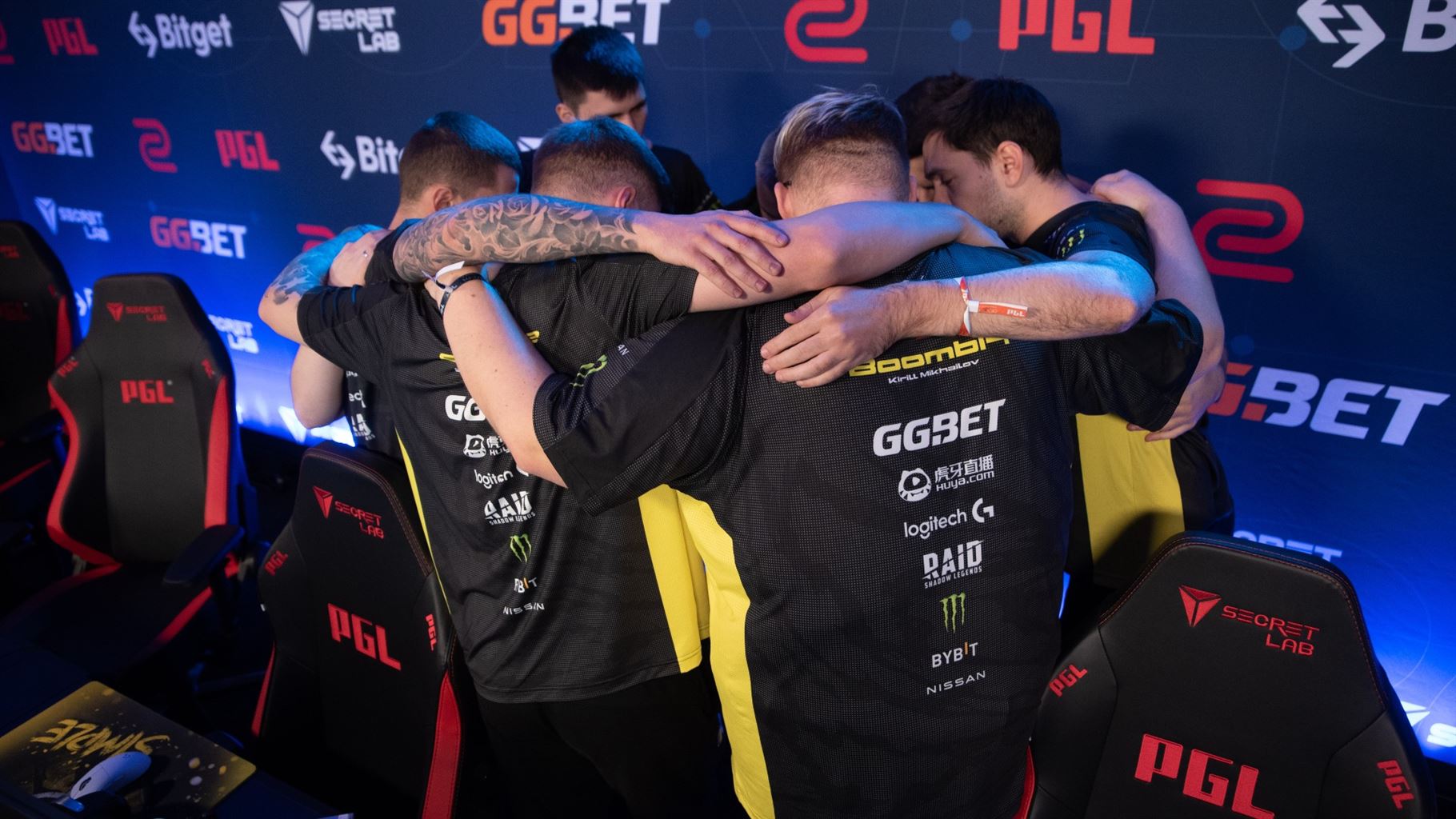 Natus Vincere takes down Rare Atom despite shock start