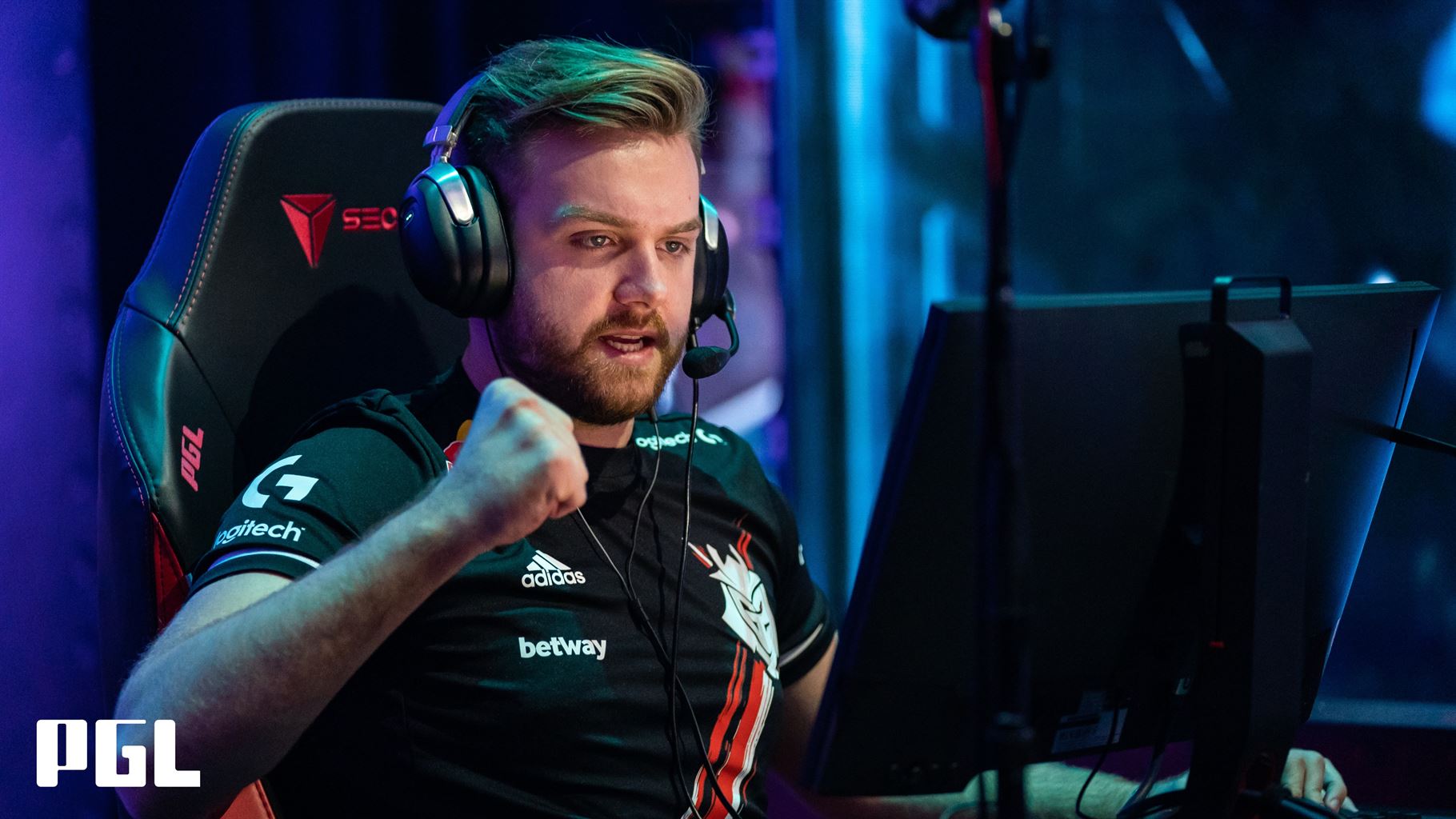 NiKo stars as G2 overpower NAVI