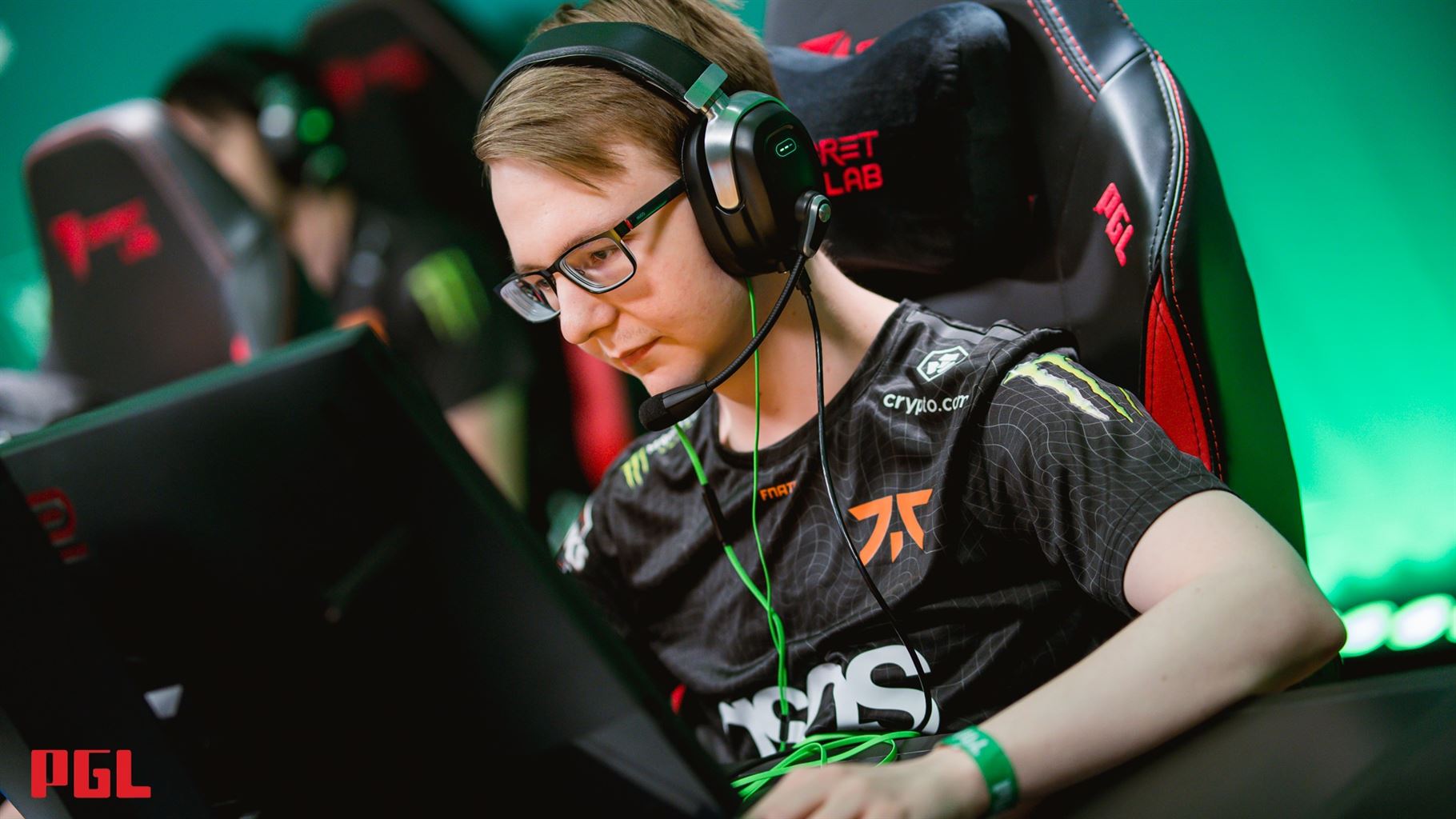 Young Swede leaves fnatic