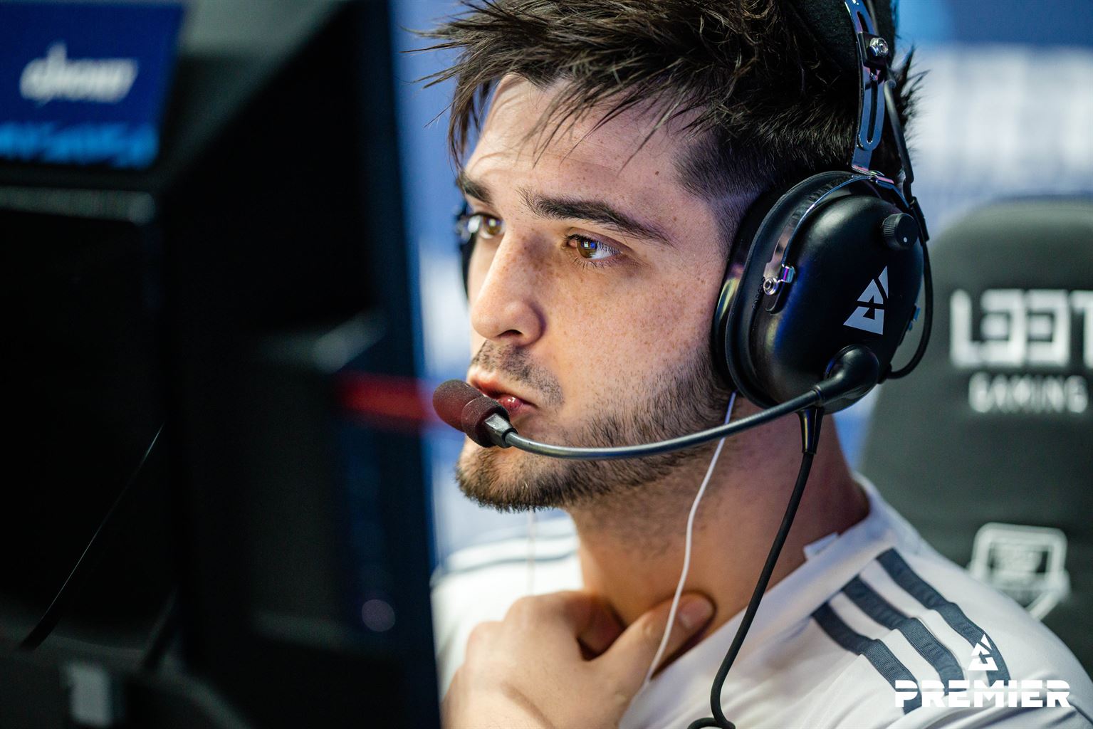 shox and kyojin leaves the active roster on Nakama