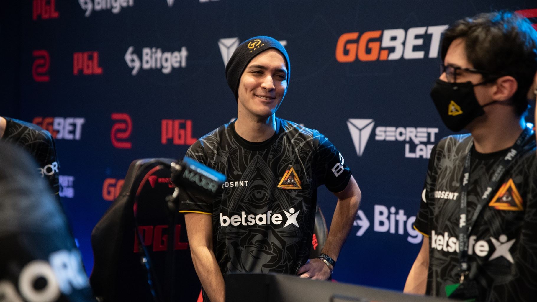 00NATION reunite TACO and coldzera