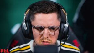 apeX on Vitality's gameplay: It's a bit of a disaster right now