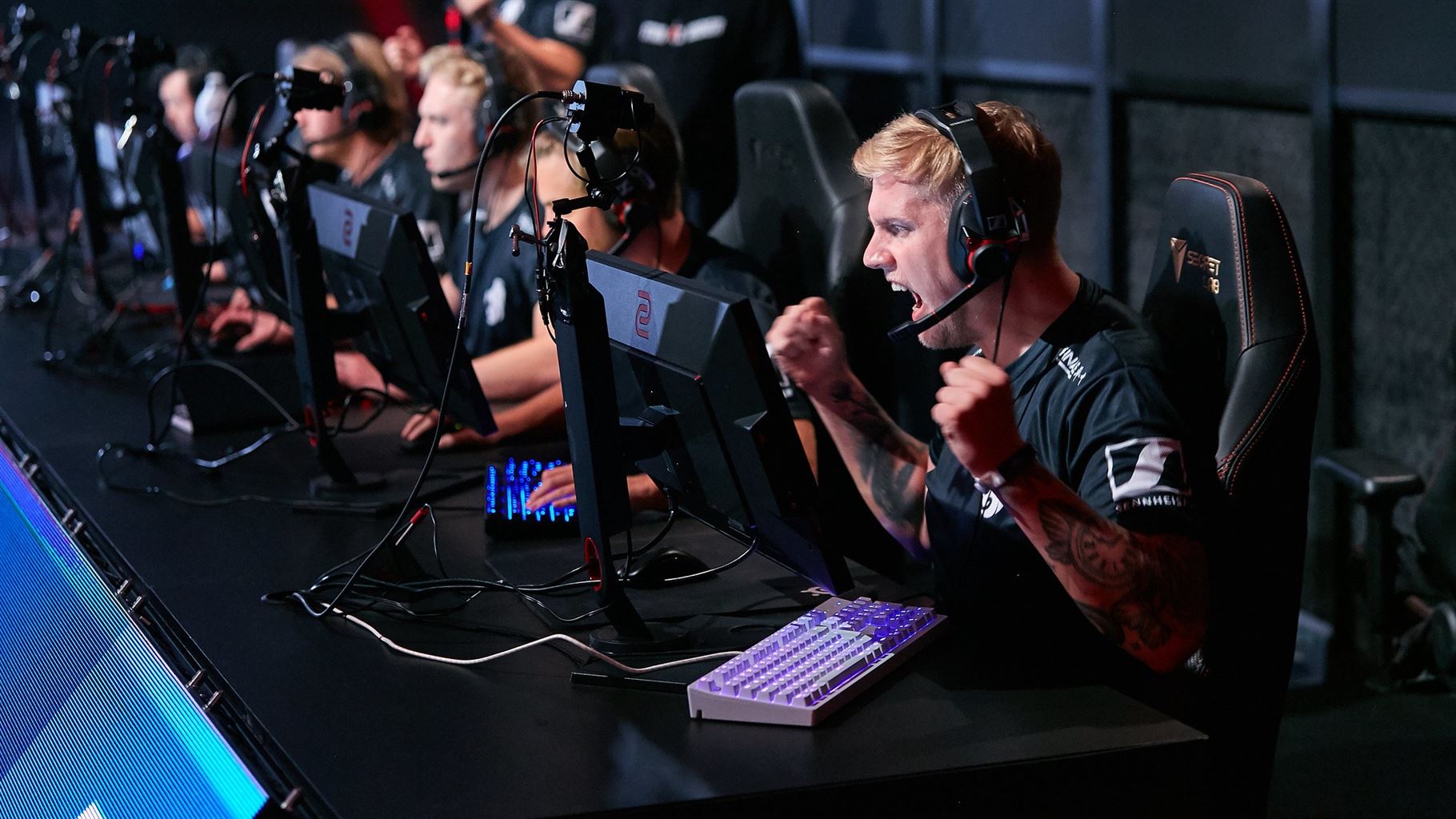 Former North Veteran “cajunb” finalizes AGF roster