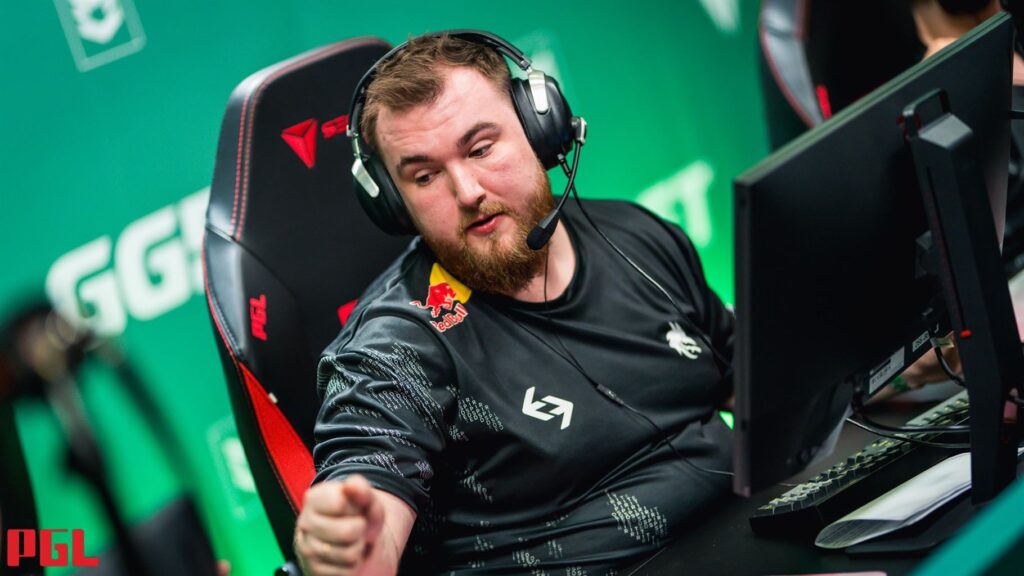 YNk on Cloud9: I don’t think there is chemistry in this lineup