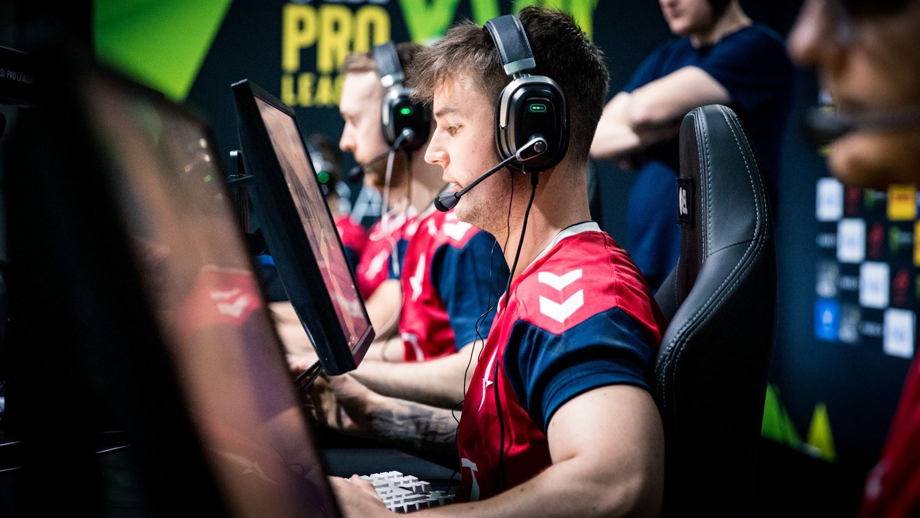Astralis suffer dissapointing loss in CS2 debut