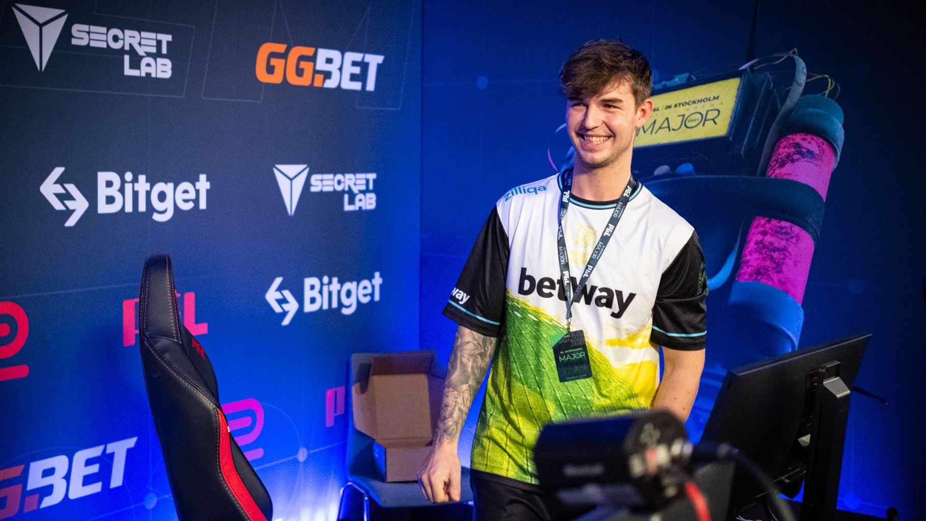 VIDEO: Pros pick their favorite CS:GO skin