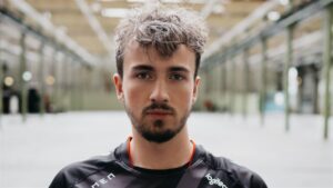 Breaking: Cloud9 signs es3tag