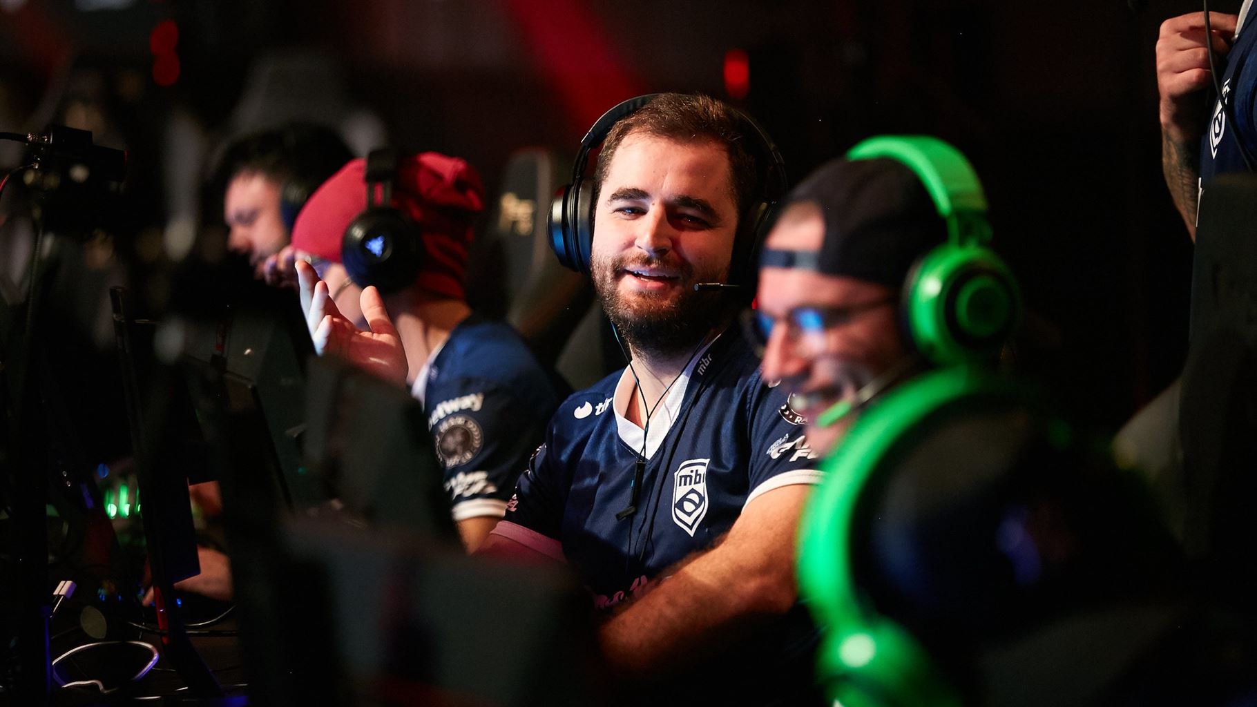 Video: Pros answer – Who’s your Favourite Pro to Play with in FPL?