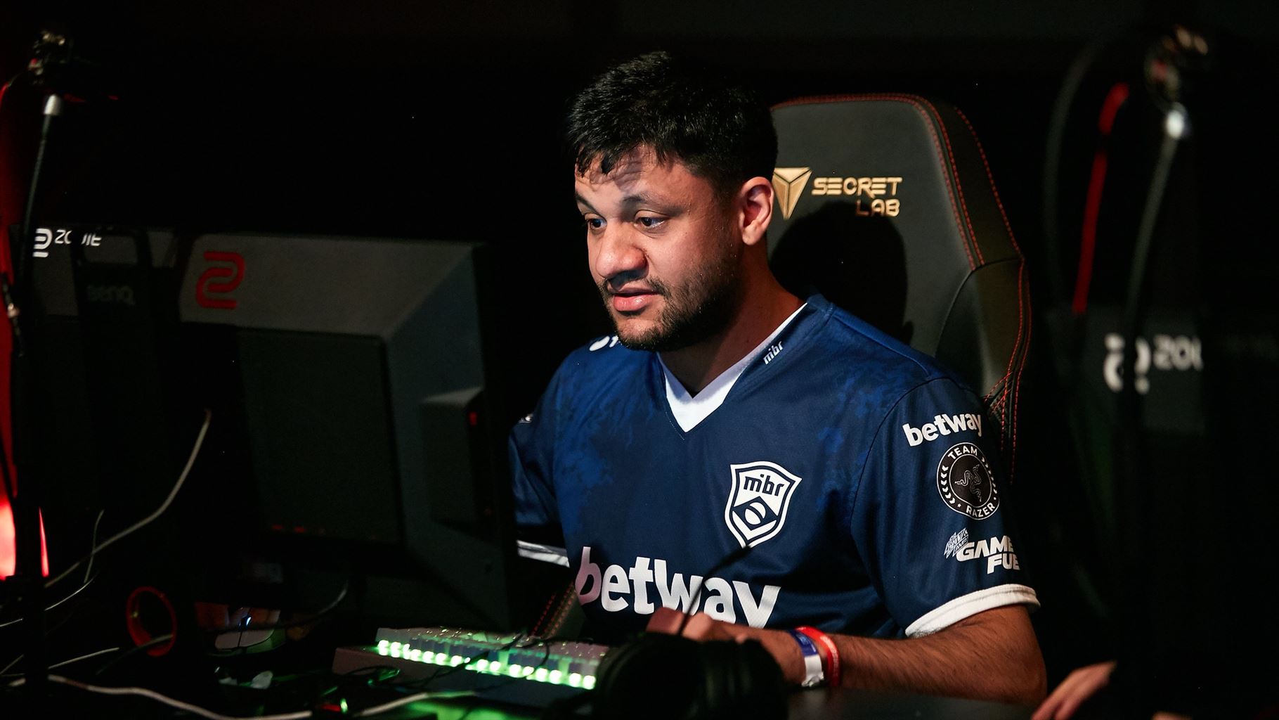 Video: fer does his best FalleN impression with the AWP!