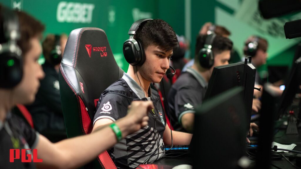 Vitality end FaZe’s win streak to win BLAST Fall Finals