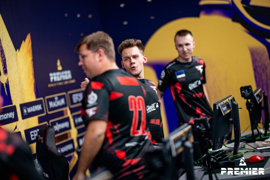 Upset galore! FaZe join VP and Vitality in 0-1 bracket
