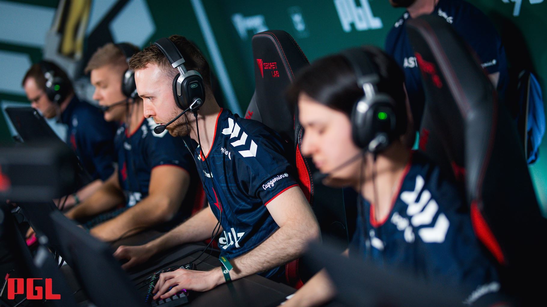 Live: IEM Road to Rio EU (Group A)