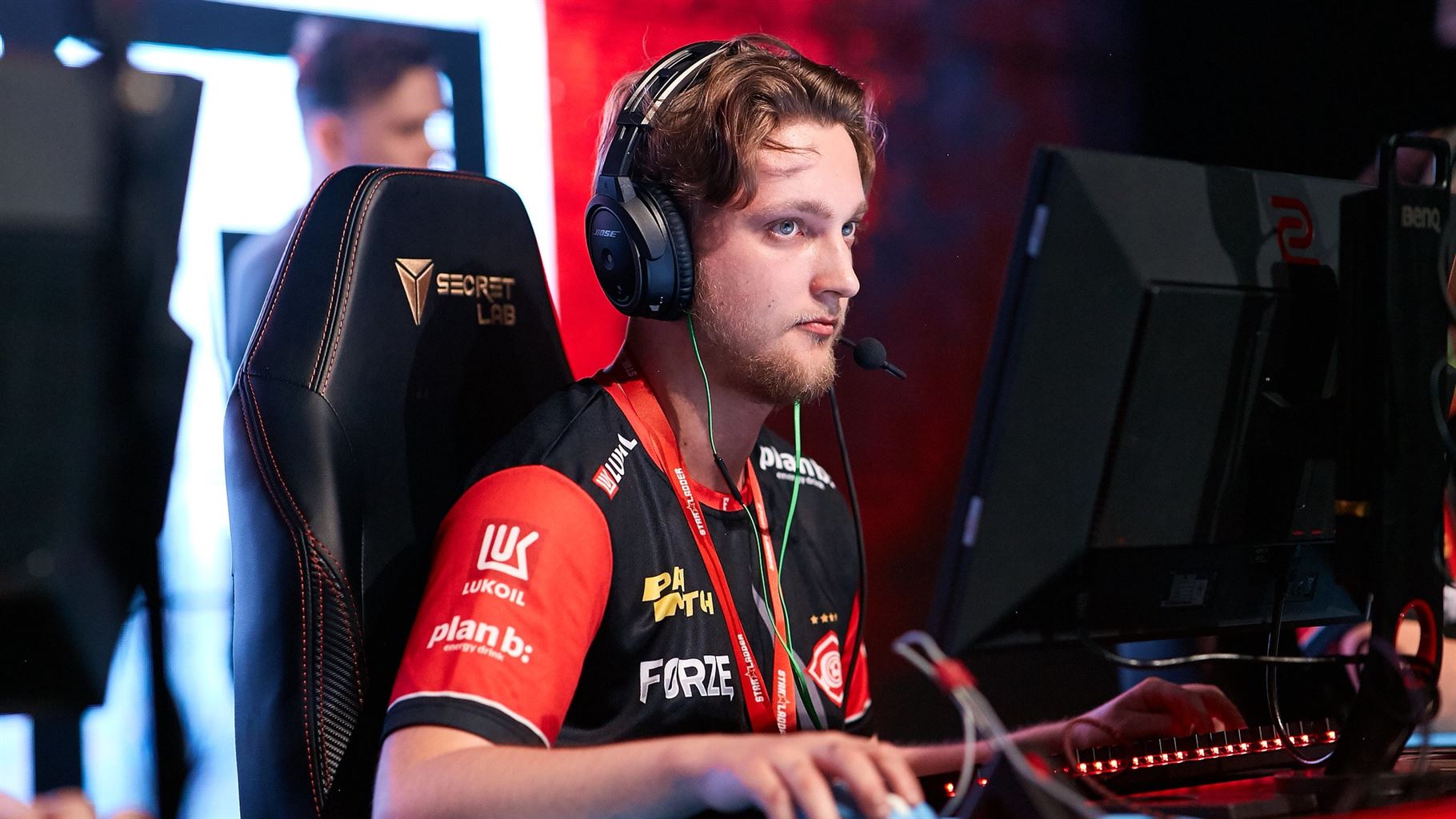 forZe in dire straits after two defeats on Day 1