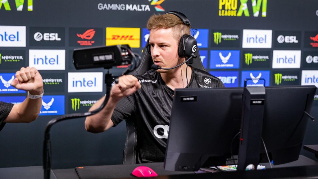 m0NESY and donk to square off in Copenhagen