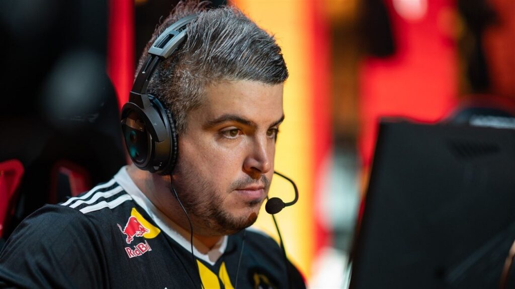Pley of the Day: xsepower stuns Astralis with phenomenal ace!