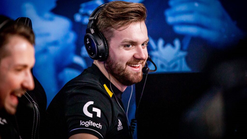 Astralis stuns the CS world with blockbuster signing of cadiaN