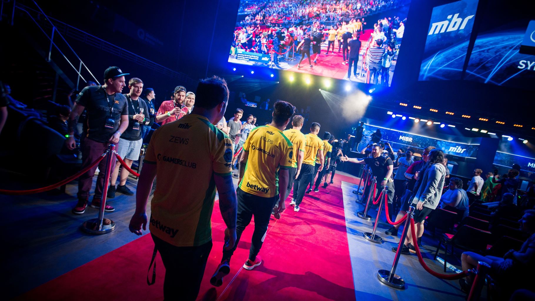 Video: yel with a double AWP kill while being blinded